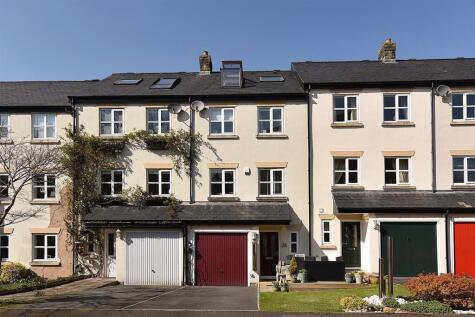 Dyers Court, Bollington SK10 5GG