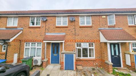 Greenhaven Drive, Central Thamesmead, London, SE28