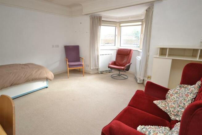Living/bedroom area