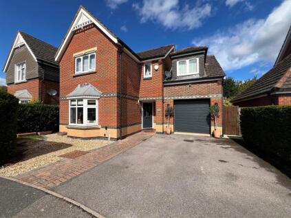 Wallis Drive, Bramley, Tadley