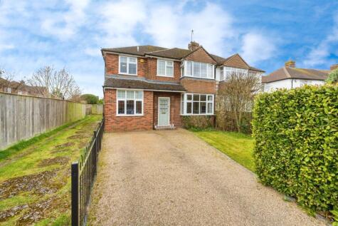 Carrington Crescent, Wendover, Aylesbury