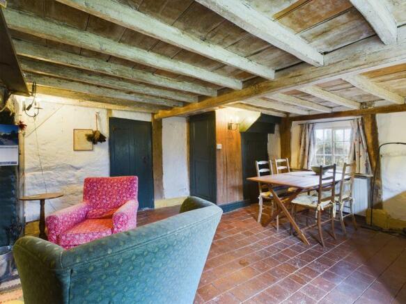 Living/dining area