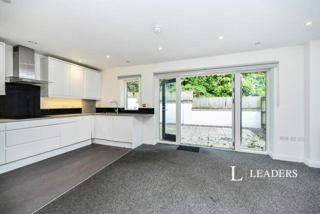 Living area 2nd pict