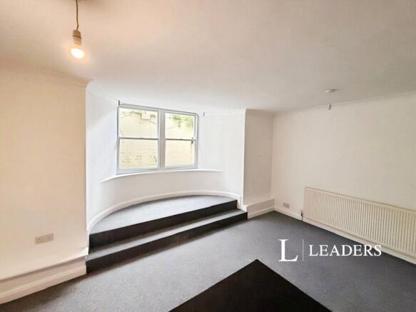 Living Area 2nd Pict