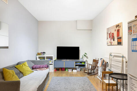 London Stile, London, W4