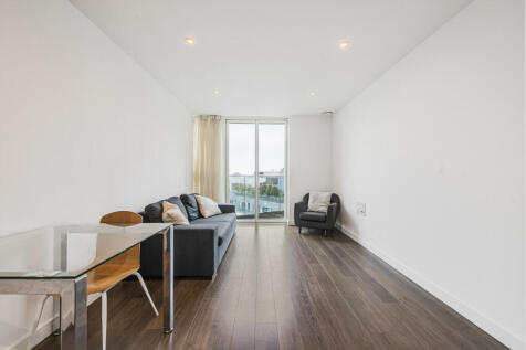 Saffron Central Square, Croydon, CR0