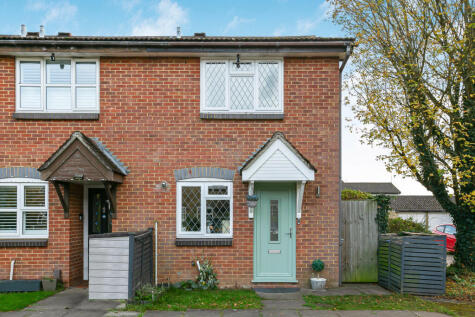 Derwent Road, Egham, Surrey, TW20