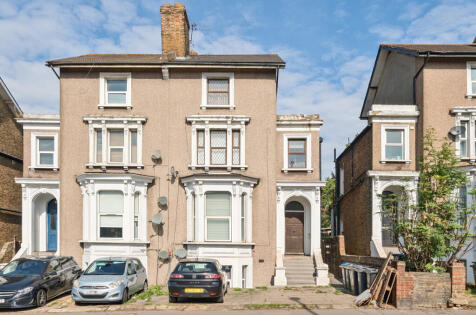 Whitehorse Lane, London, SE25