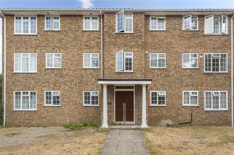 Robin Way, Staines-upon-Thames, Surrey, TW18