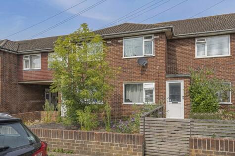 Chesterfield Road, Ashford, Surrey, TW15