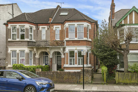 Oakdale Road, London, SW16