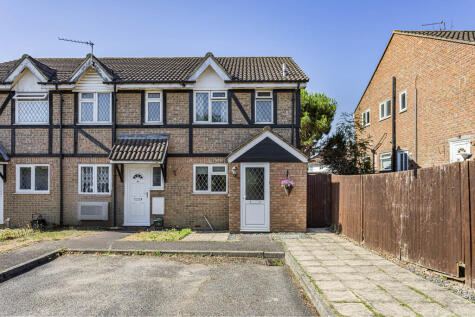 Seymour Way, Sunbury-on-Thames, Surrey, TW16