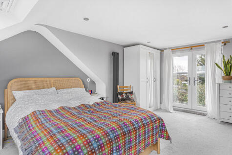 Longford Road, Twickenham, TW2