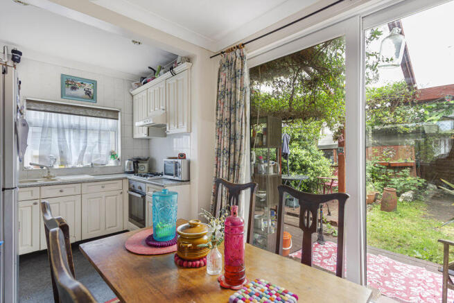 Kitchen/Dining