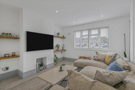 Twickenham Road, Isleworth, TW7