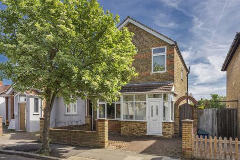 Prospect Crescent, Twickenham, TW2