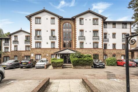 Lampton Road, Hounslow, TW3