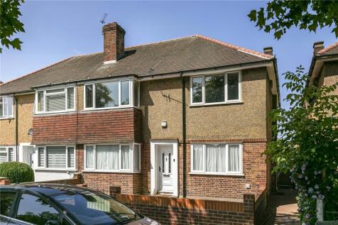 Chertsey Road, Twickenham, TW2