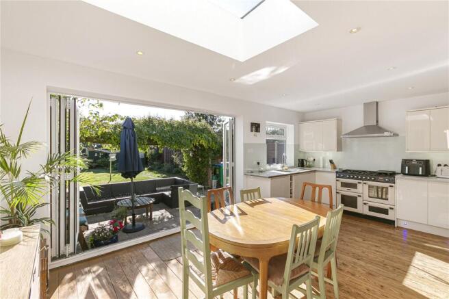 Kitchen/Dining