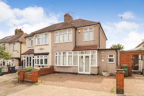 GRANTON AVENUE, Upminster