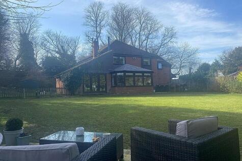 The Beeches, Old Ipswich Road, Claydon, Ipswich, Suffolk, IP6