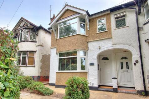 North Western Avenue, Watford