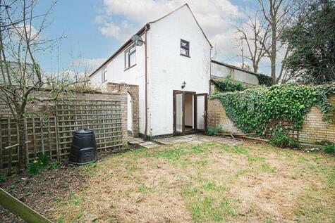 La Grange Place, Exning, Newmarket