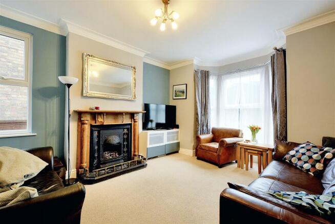 Sitting Room_1.jpg