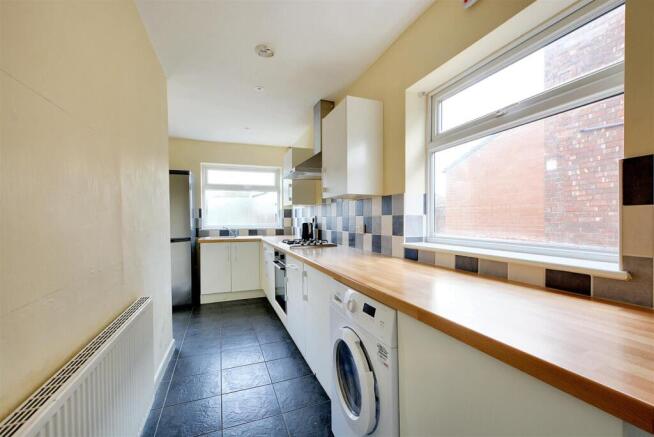 Kitchen_2.jpeg