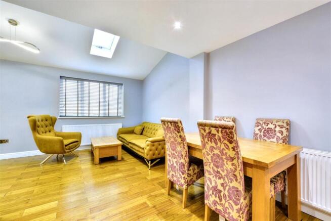 Dining Room_2.jpeg