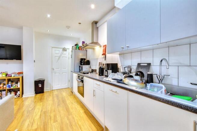 Kitchen Living_3.jpeg
