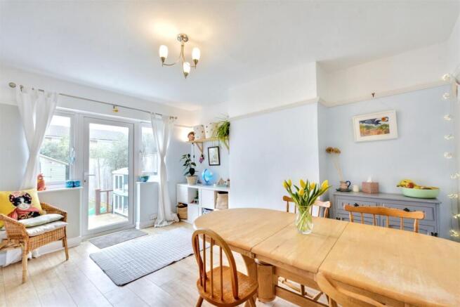 Dining Room_1.jpeg