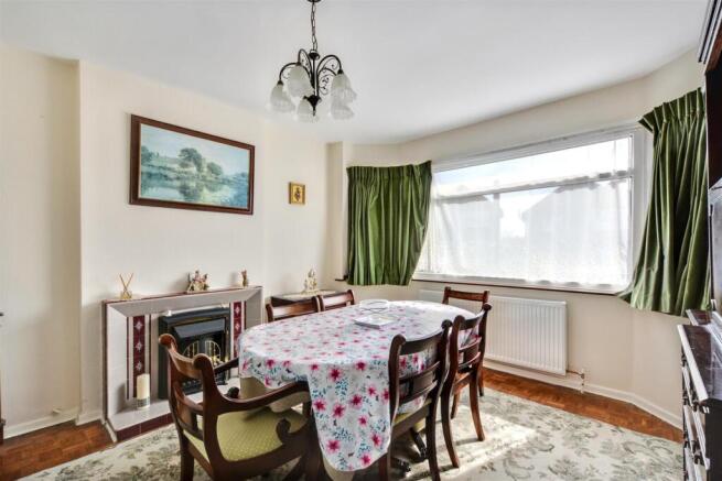 Dining Room_1.jpeg