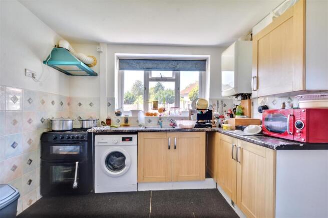 Kitchen_2.jpeg