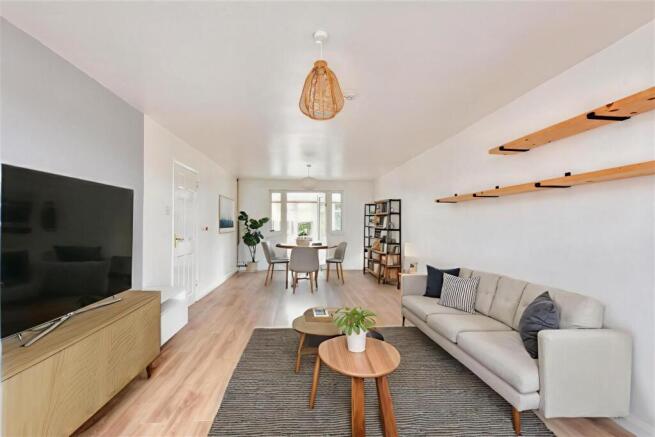 Lounge Diner_1 Staged.jpg