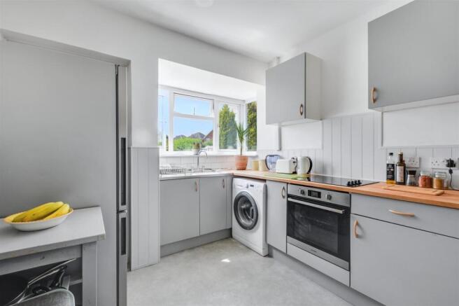 Kitchen_2.jpeg