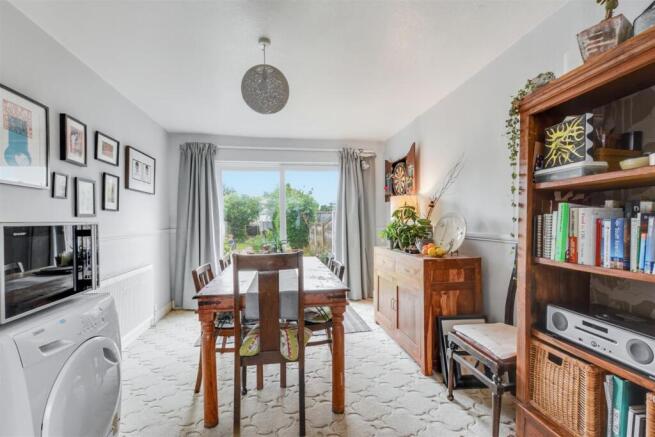 Dining Room_1.jpeg