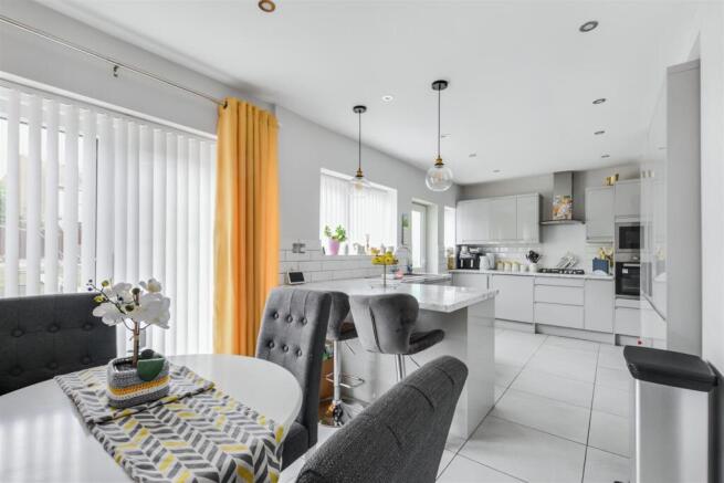 Kitchen Diner_5.jpeg