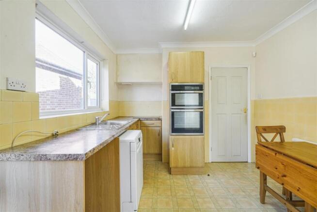 Kitchen_Dinar 1_2.jpeg