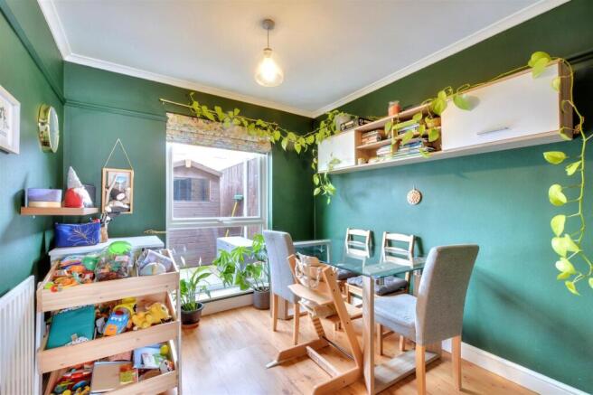 Dining Room_1.jpeg