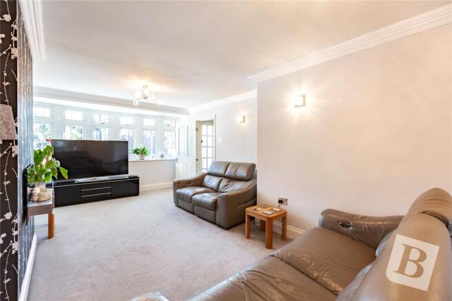 Living/Dining Area