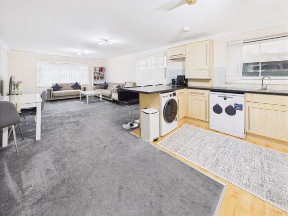 OPEN PLAN KITCHEN TO LIVING ROOM
