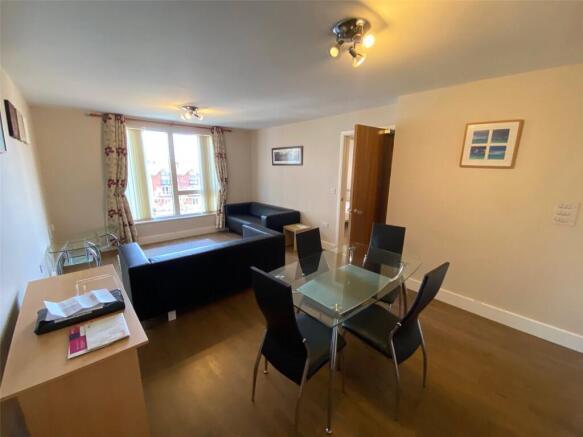 Living/Dining Area