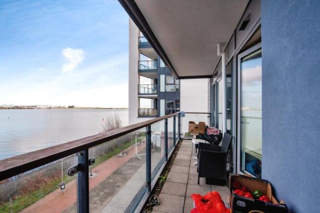 Balcony/Views