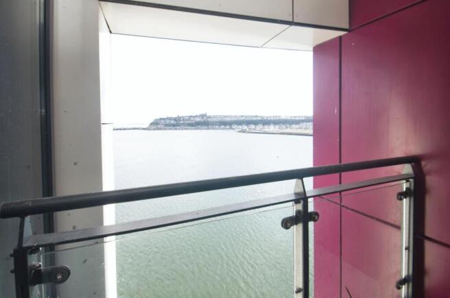 Balcony/Views