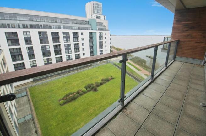 Balcony/Views