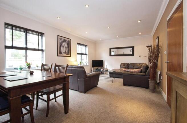 Living/Dining Area