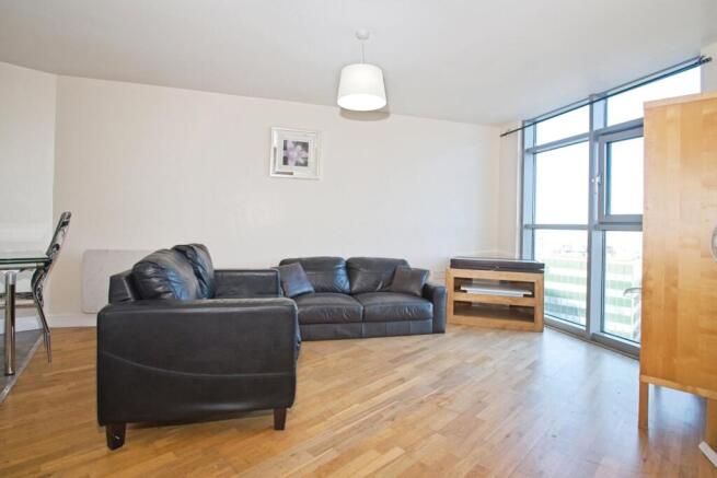 Living / Dining Area