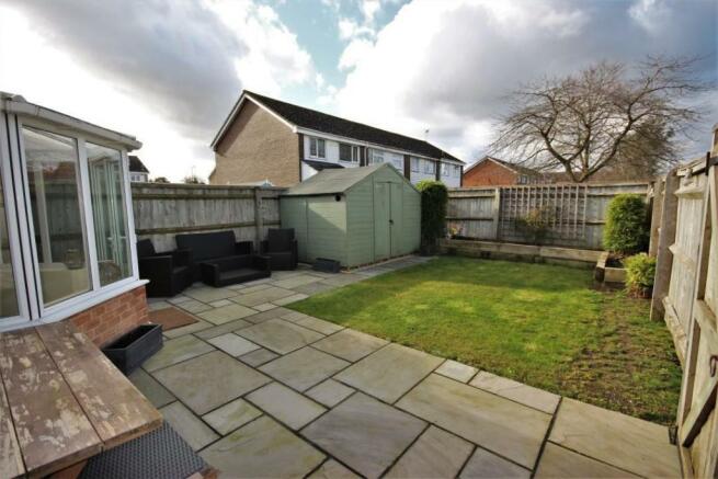 3 Bedroom Semi Detached House For Sale In Albermarle Drive Grove