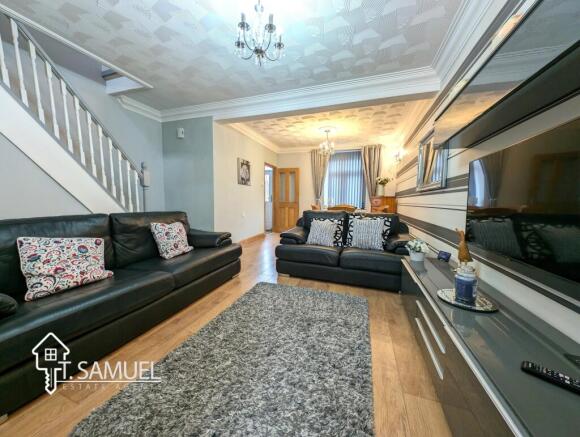 lounge D